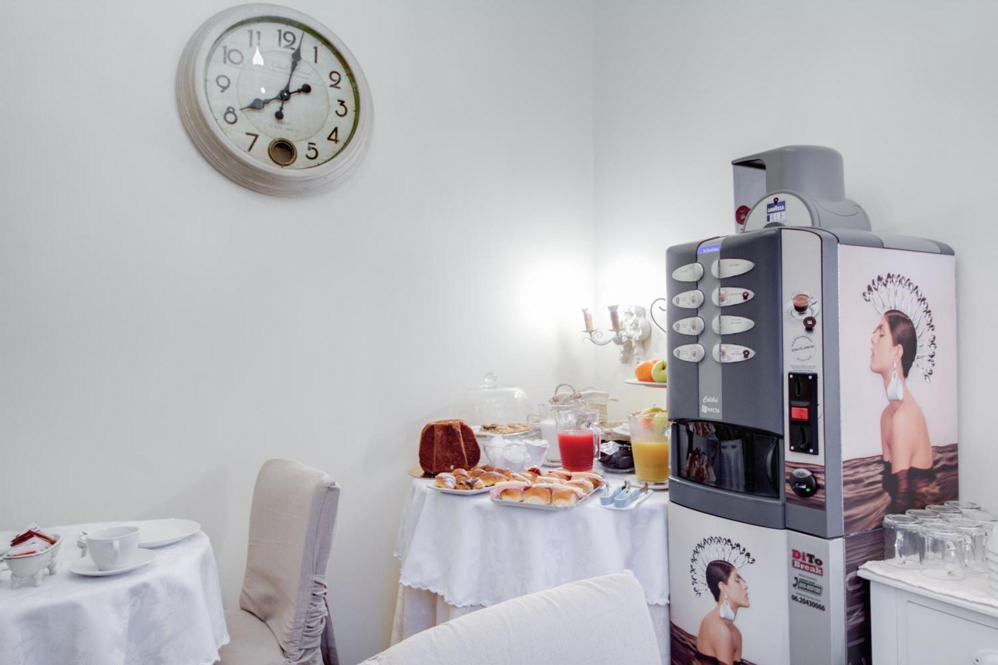 Lunaria Suites Rome Vaticano エクステリア 写真